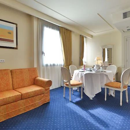 San Marco & Formula Club מלון 4*