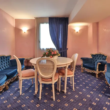 San Marco & Formula Club 호텔