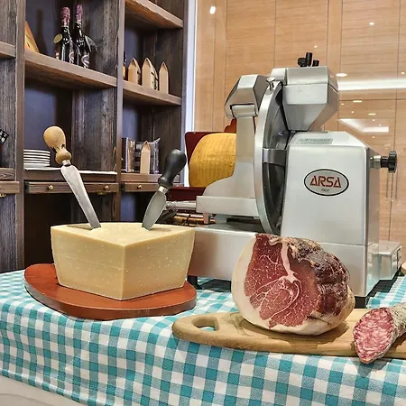 San Marco & Formula Club נוצ'טו